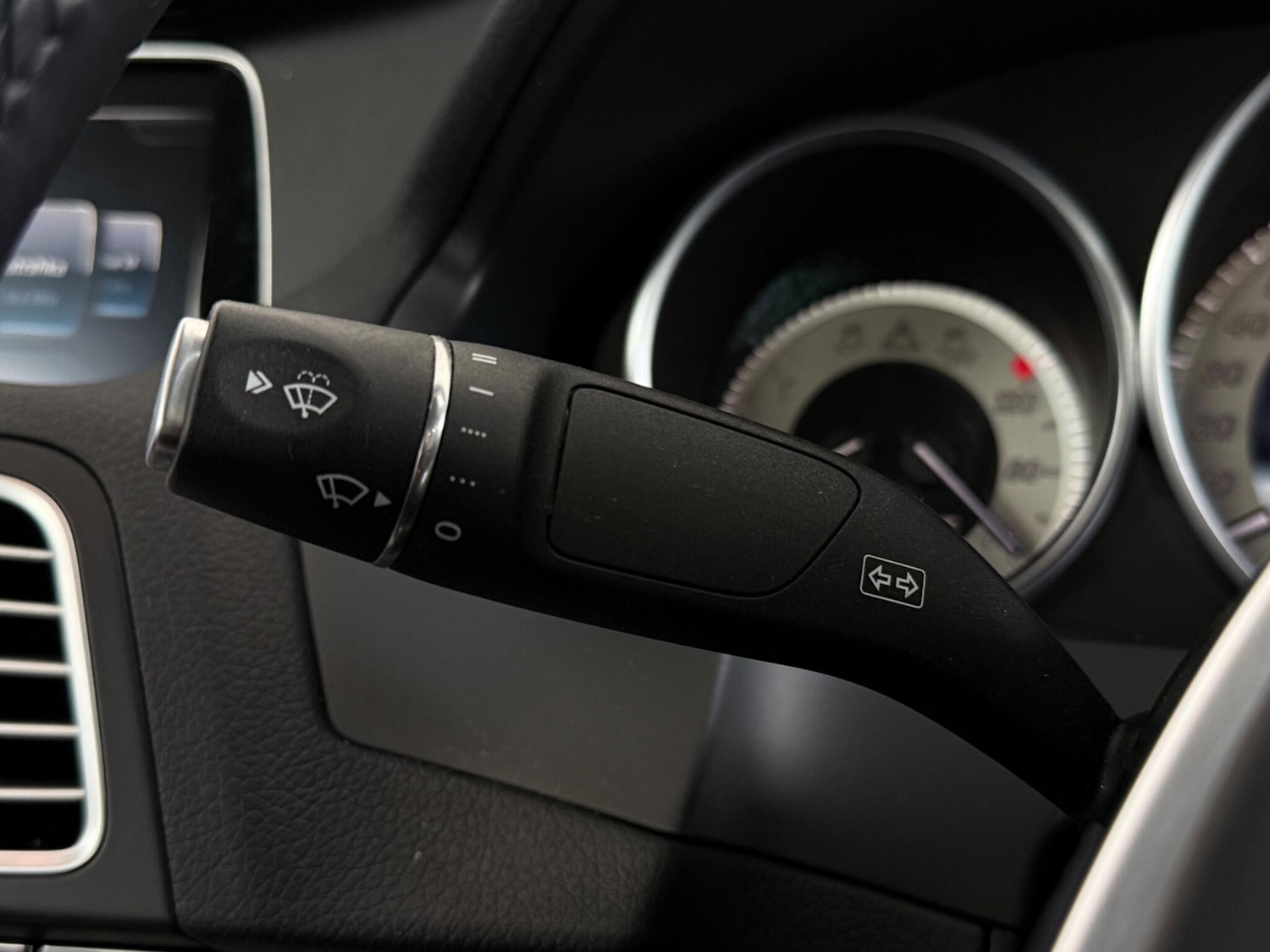 Used Mercedes-Benz E Class 2016 for sale - 77484683: Photo 19