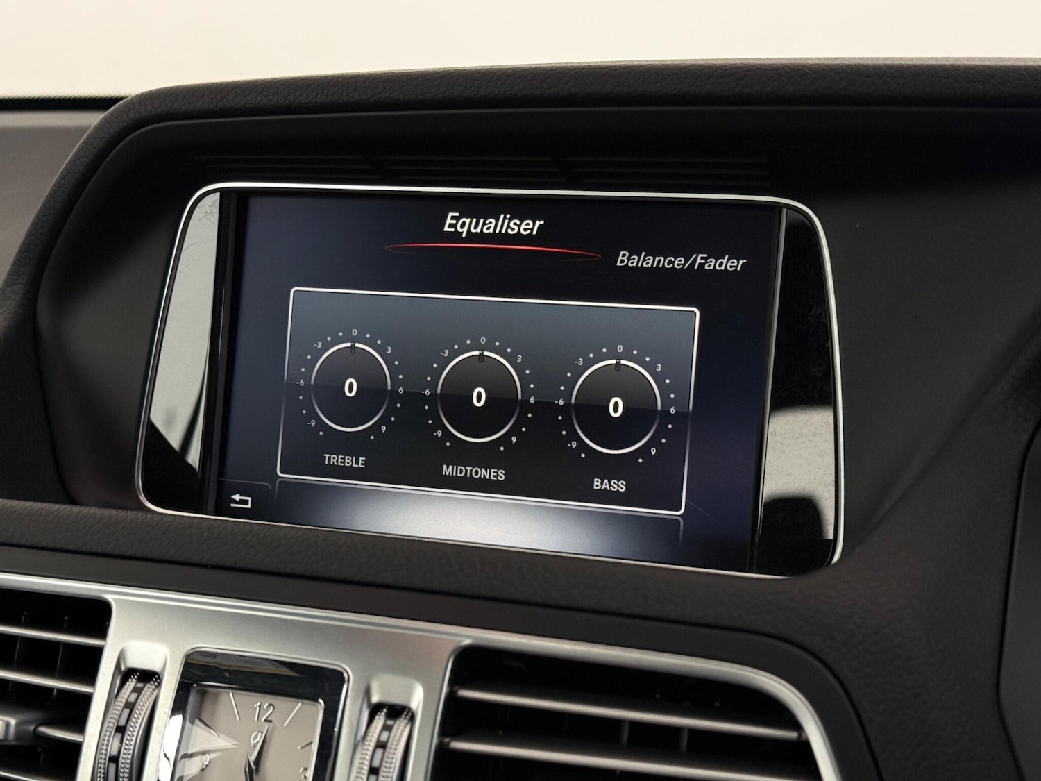 Used Mercedes-Benz E Class 2016 for sale - 77484683: Photo 24