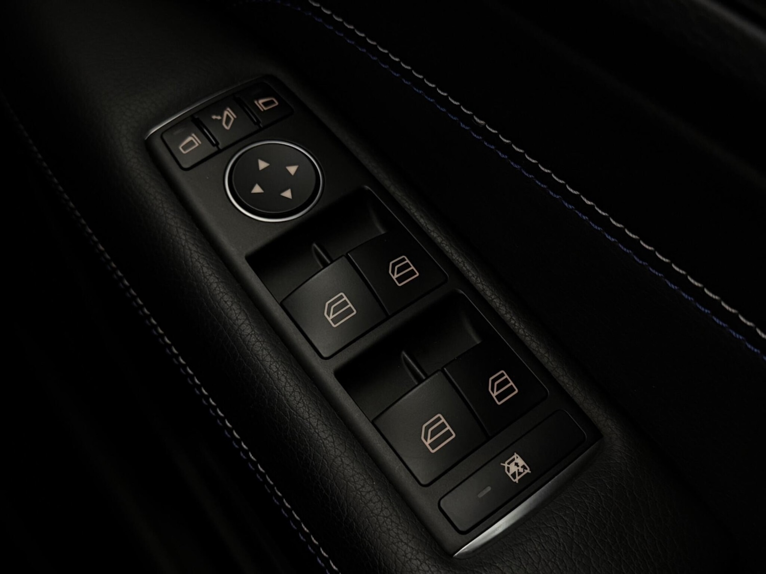 Used Mercedes-Benz E Class 2016 for sale - 77484683: Photo 30