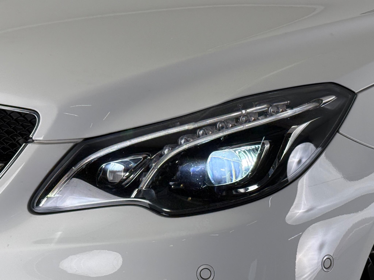 Used Mercedes-Benz E Class 2016 for sale - 77484683: Photo 7