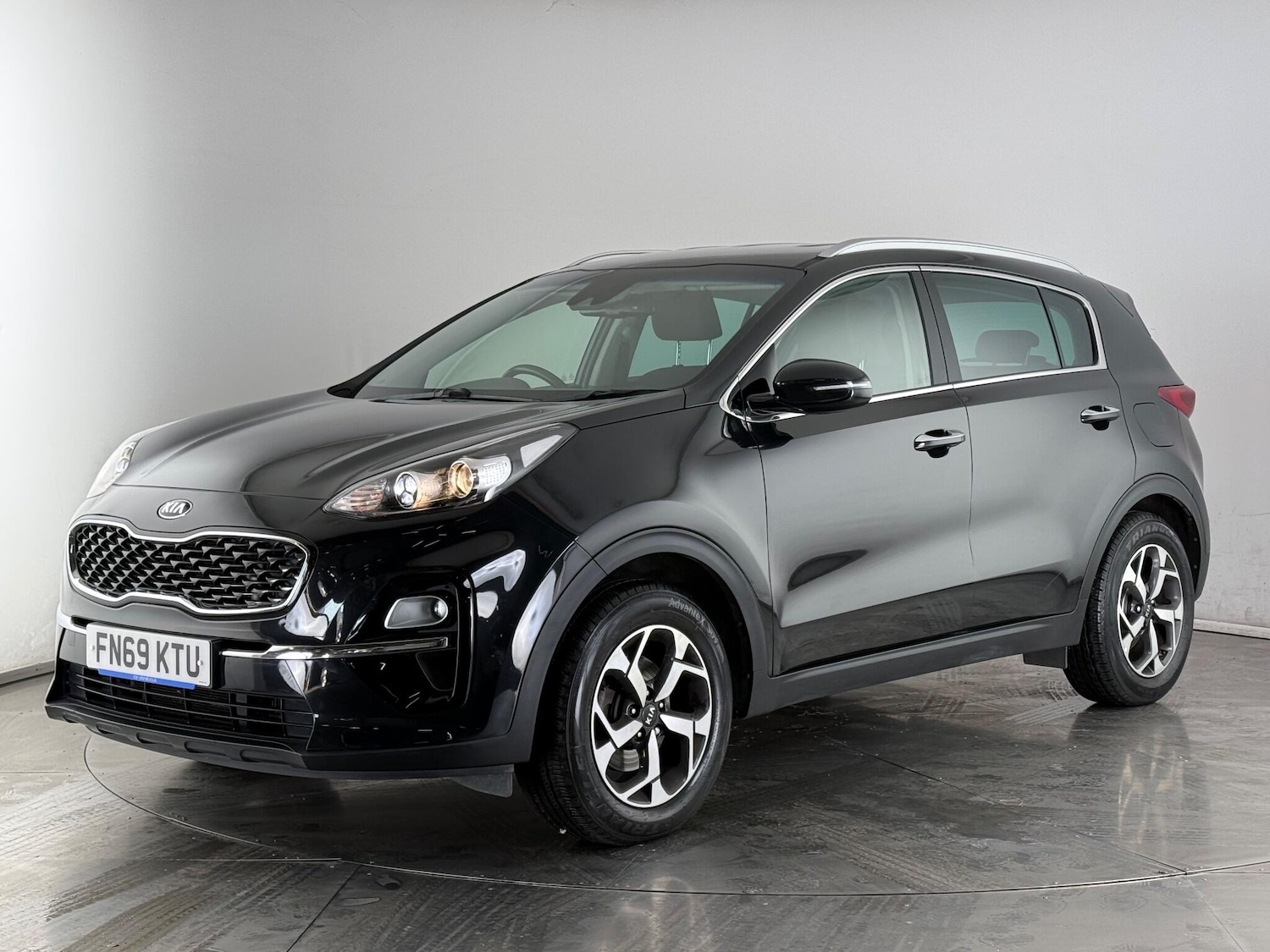 Used Kia Sportage 2019 for sale - 77222397: Photo 2