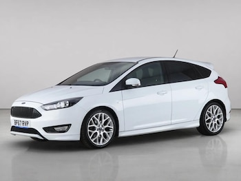 Used Ford Focus 2017 for sale - 79605938: Photo