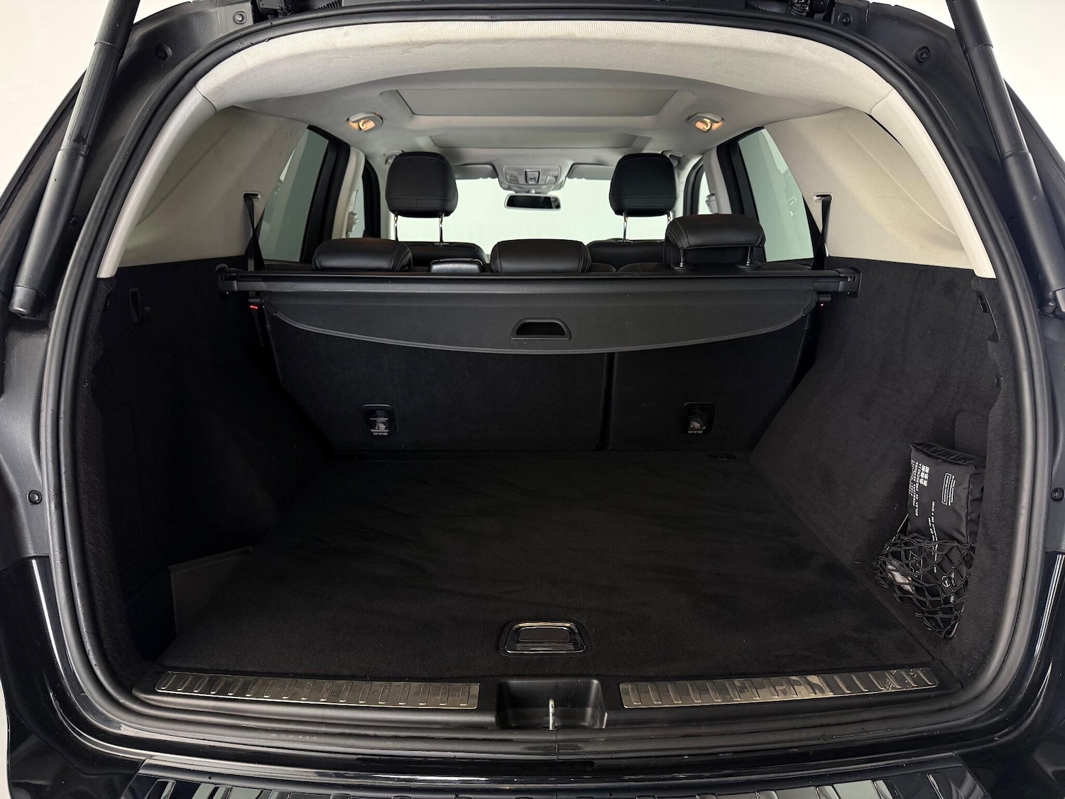 Used Mercedes-Benz GLE 2016 for sale - 76468102: Photo 12