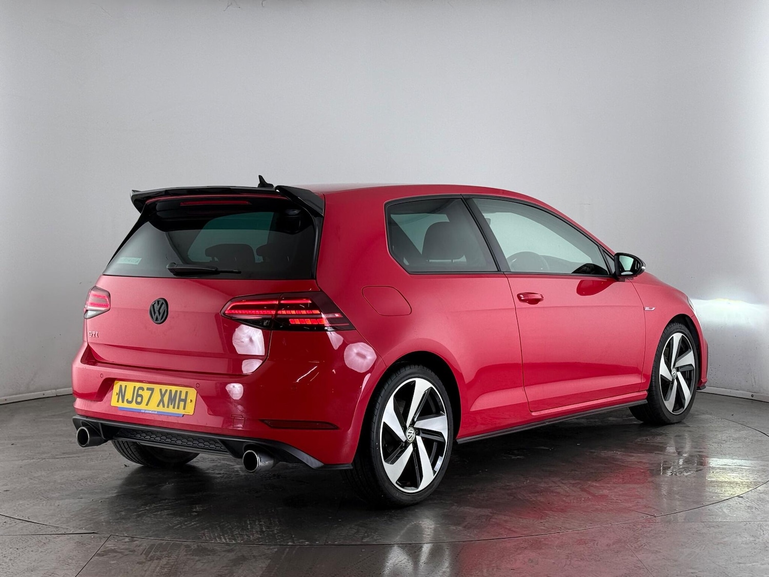 Used Volkswagen Golf 2017 for sale - 77221734: Photo 6