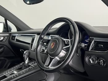 Used Porsche Macan 2018 for sale - 79577511: Photo