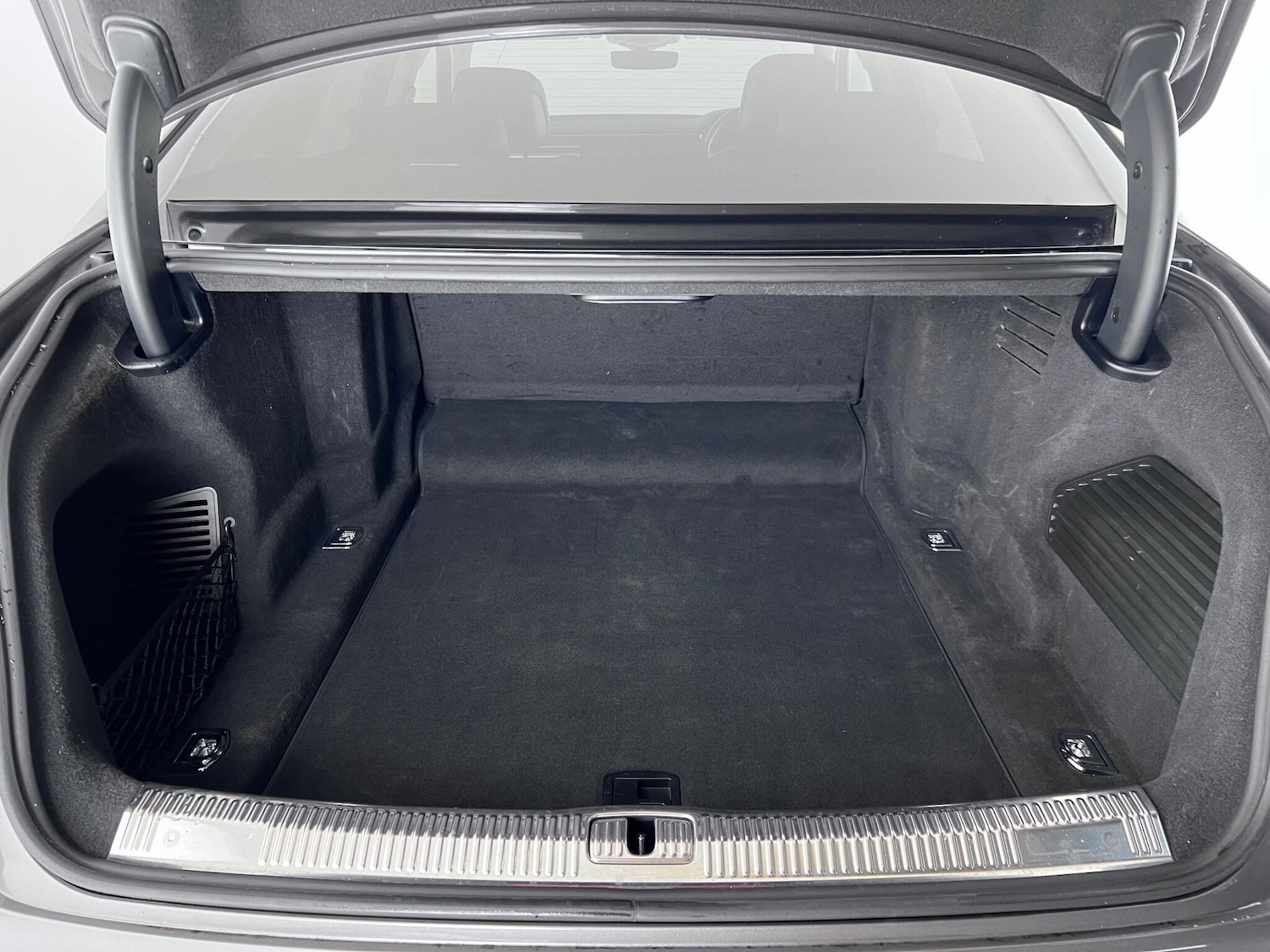 Used Audi A8 2018 for sale - 76522085: Photo 11