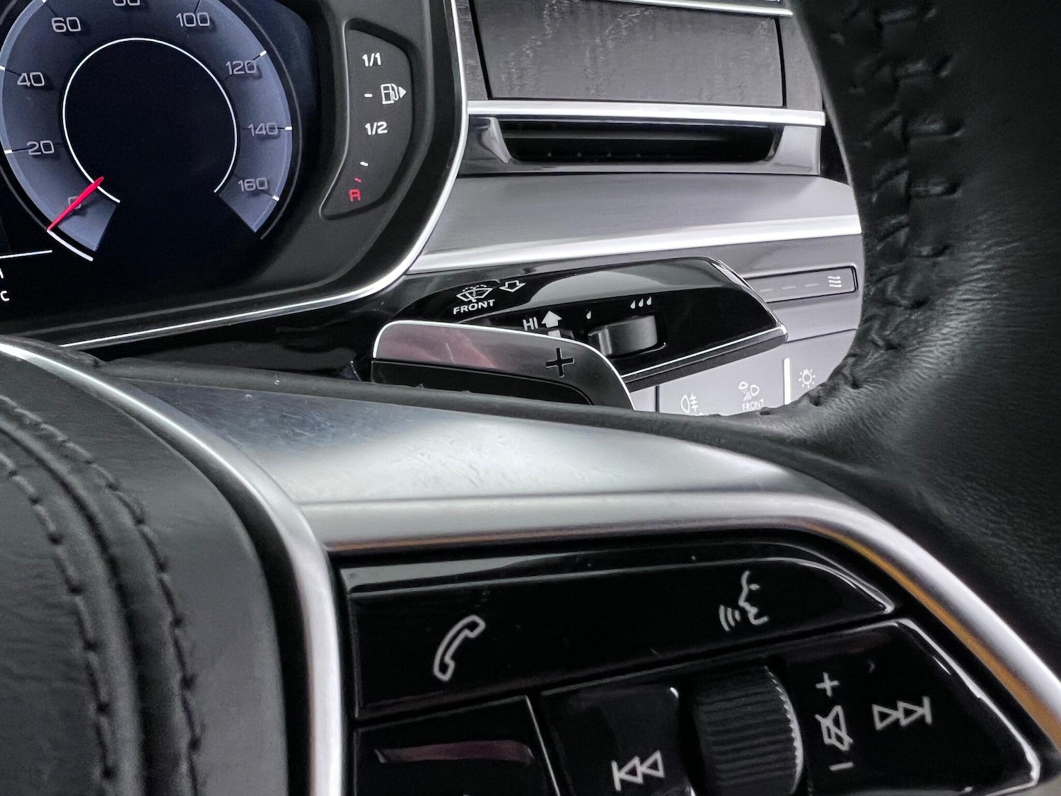 Used Audi A8 2018 for sale - 76522085: Photo 32