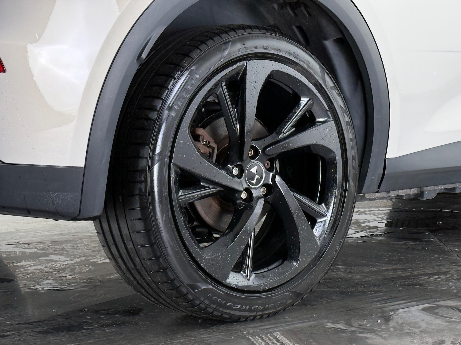 Used DS Automobiles DS 7 Crossback 2023 for sale - 77181359: Photo 8