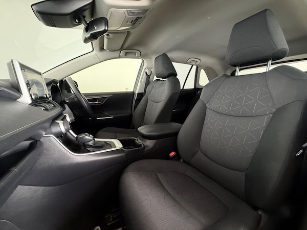Used Toyota RAV4 2022 for sale - 75703536: Photo 17