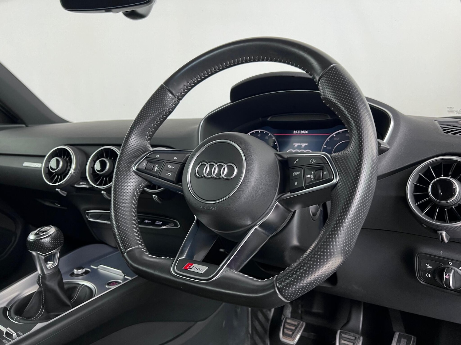 Used Audi TT 2016 for sale - 76849987: Photo 22