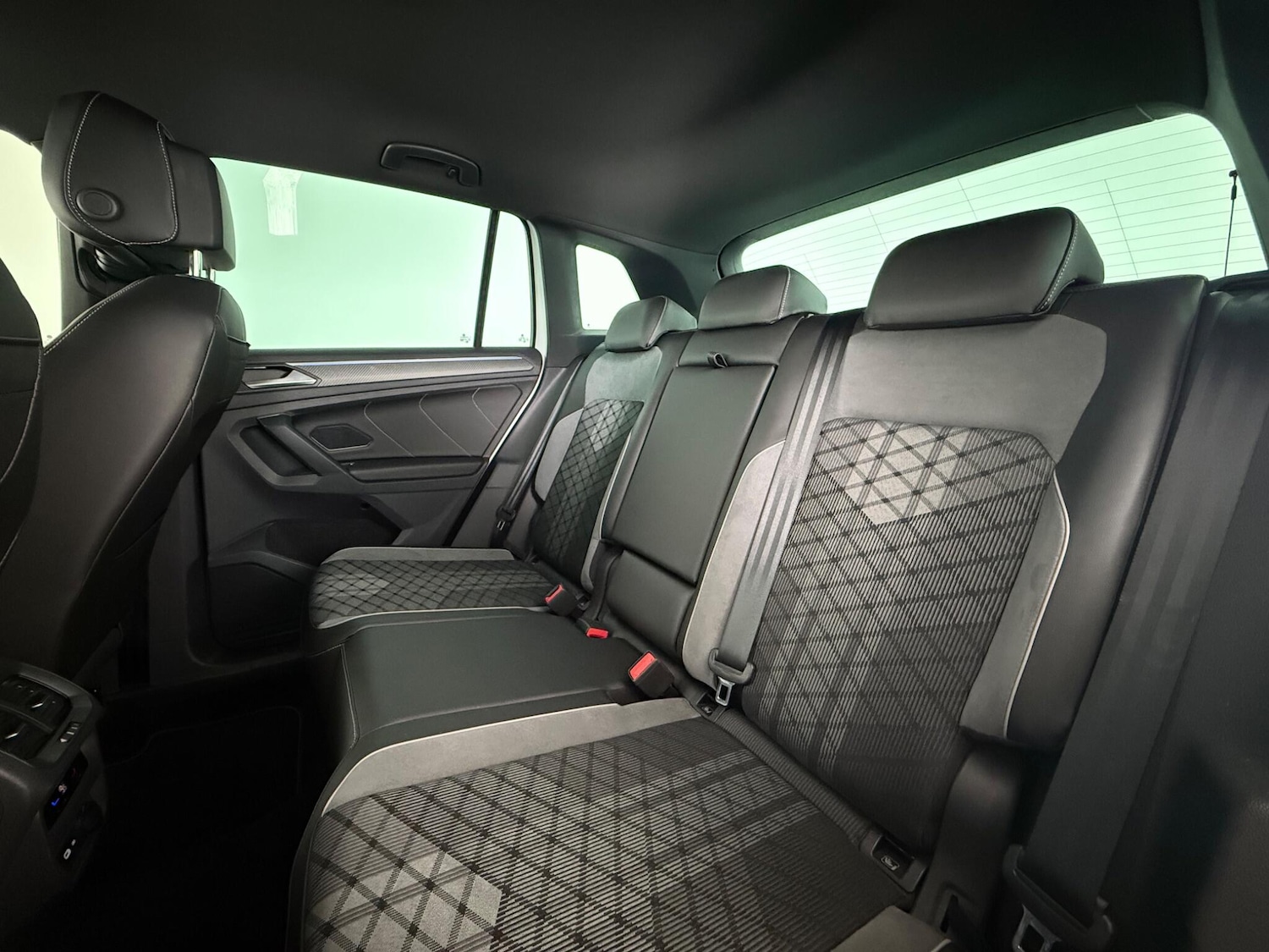 Used Volkswagen Tiguan 2023 for sale - 77497628: Photo 13