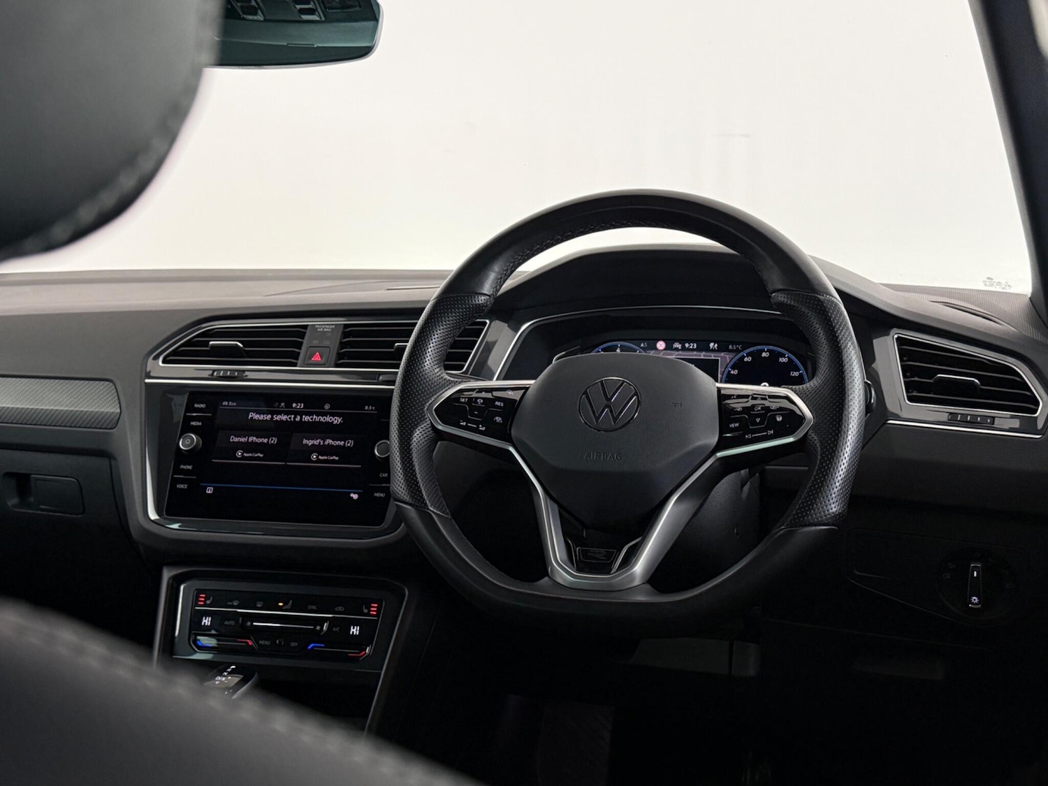 Used Volkswagen Tiguan 2023 for sale - 77497628: Photo 16