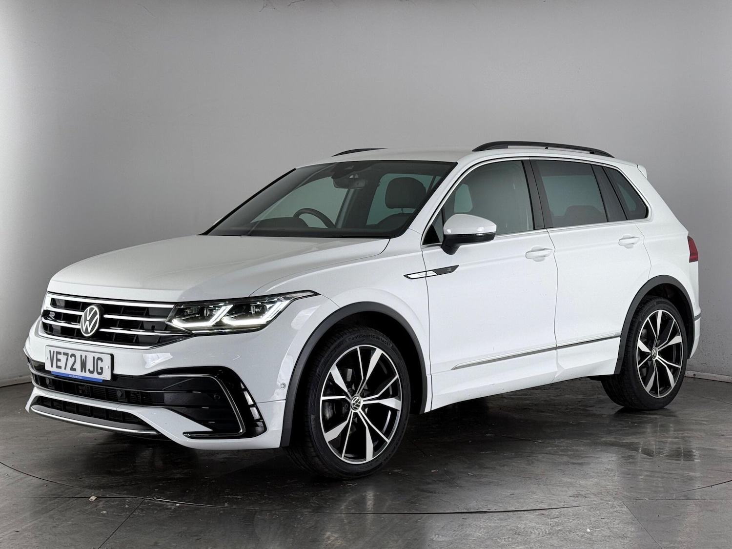 Used Volkswagen Tiguan 2023 for sale - 77497628: Photo 2
