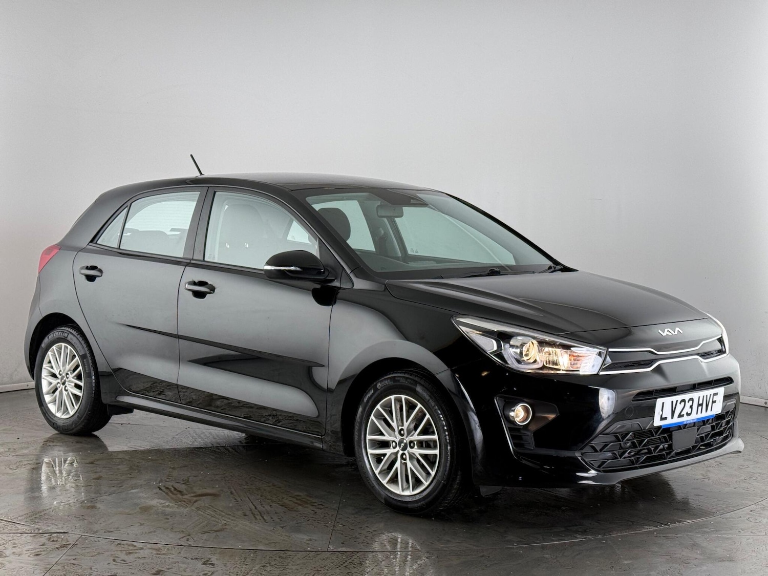 Used Kia Rio 2023 for sale - 76801580: Photo 1