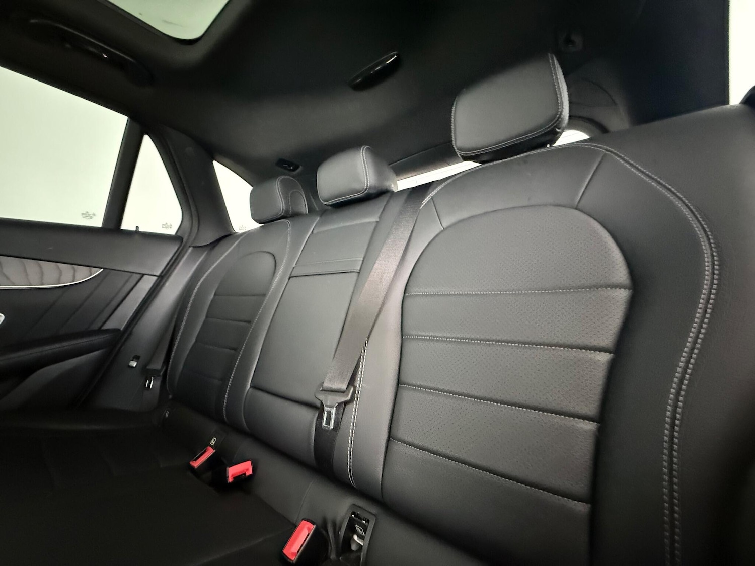 Used Mercedes-Benz GLC 2018 for sale - 76620368: Photo 18