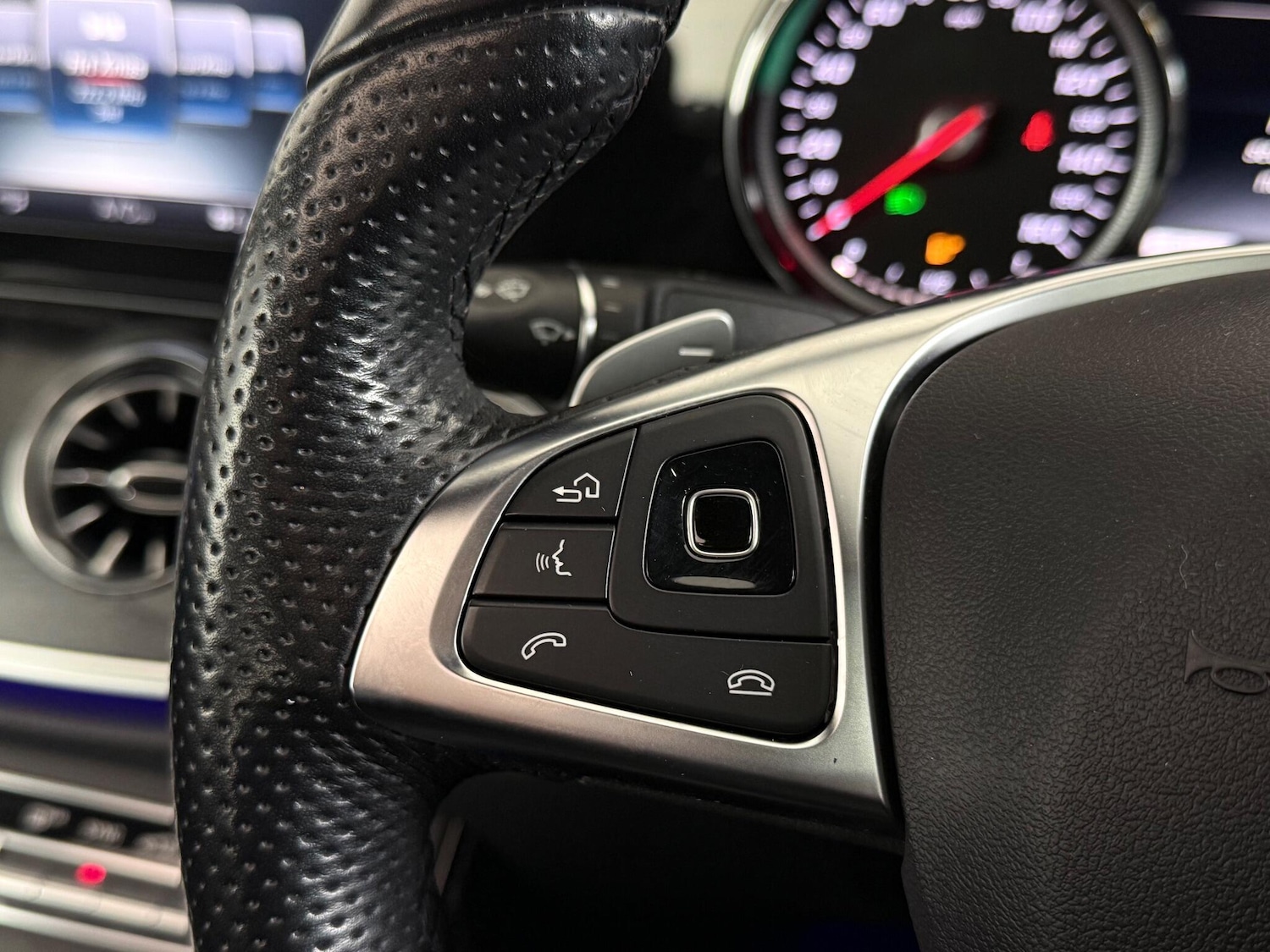 Used Mercedes-Benz E Class 2017 for sale - 77246339: Photo 17