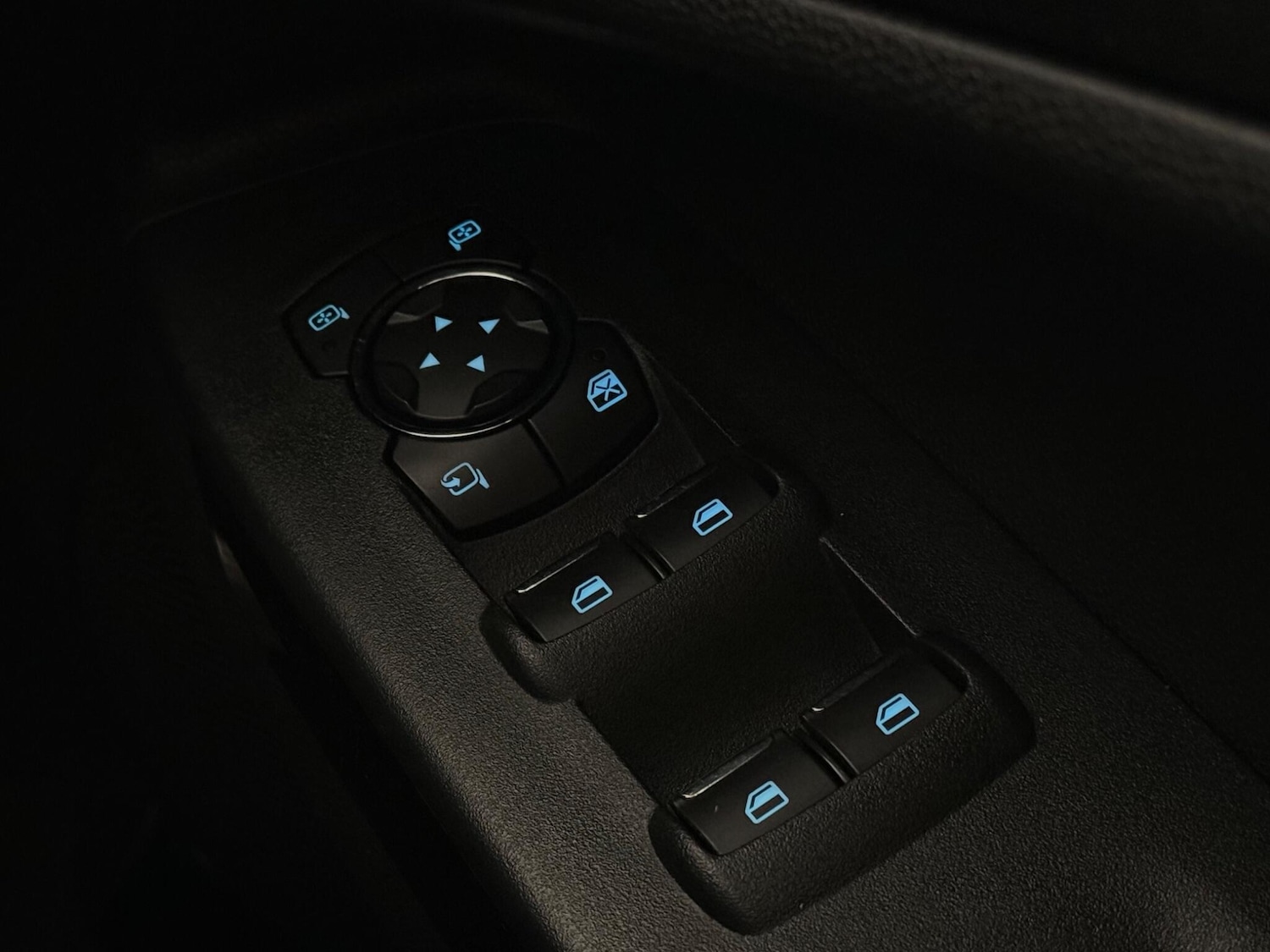 Used Ford Ecosport 2019 for sale - 77412496: Photo 30