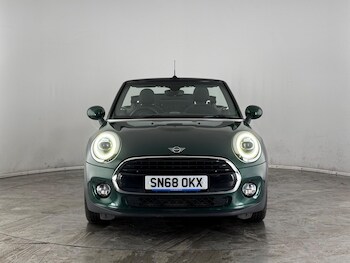 Used MINI Convertible 2018 for sale - 76714702: Photo