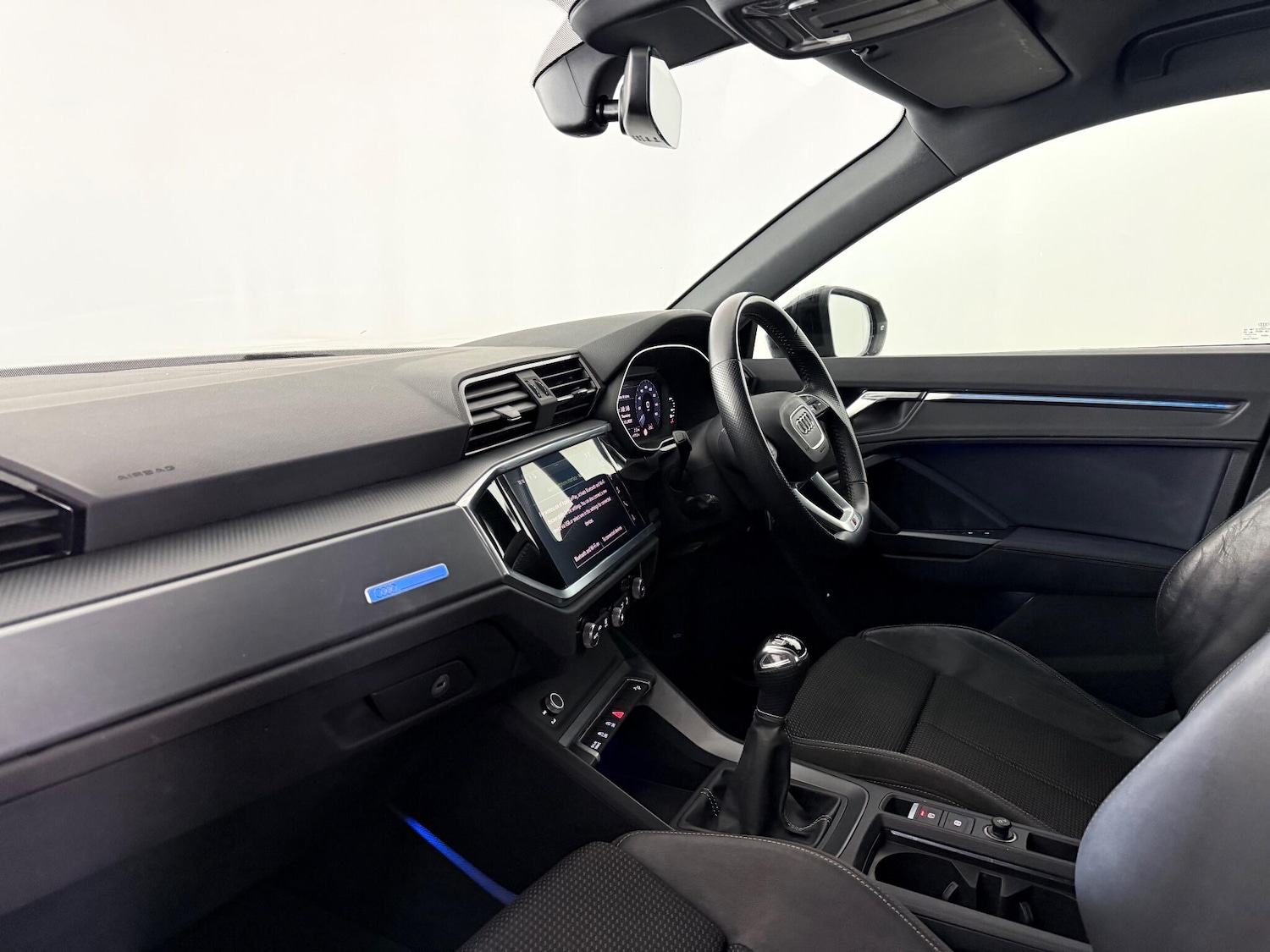 Used Audi Q3 for sale - 76997609: Photo 18