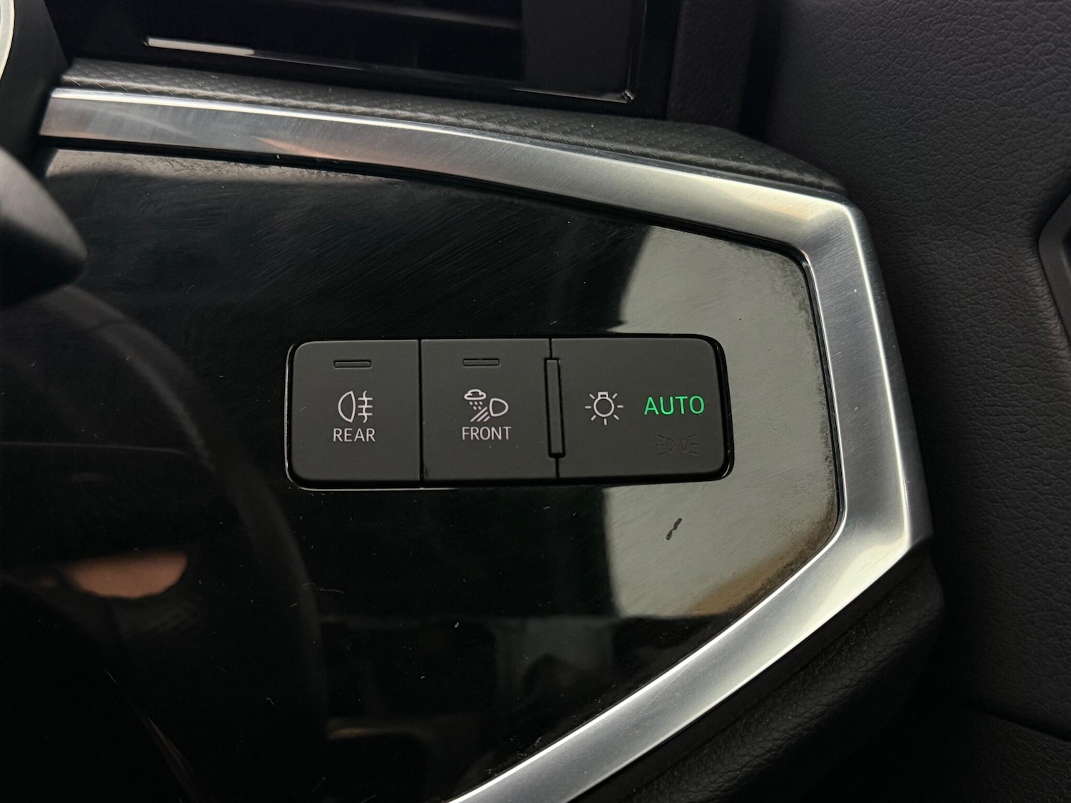 Used Audi Q3 for sale - 76997609: Photo 29