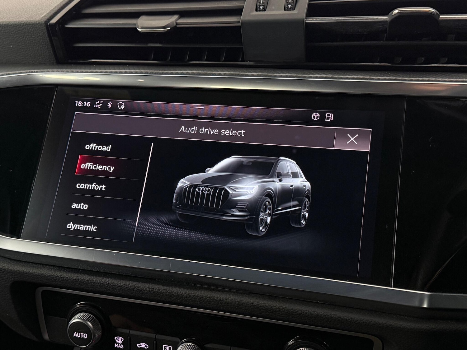 Used Audi Q3 for sale - 76997609: Photo 36