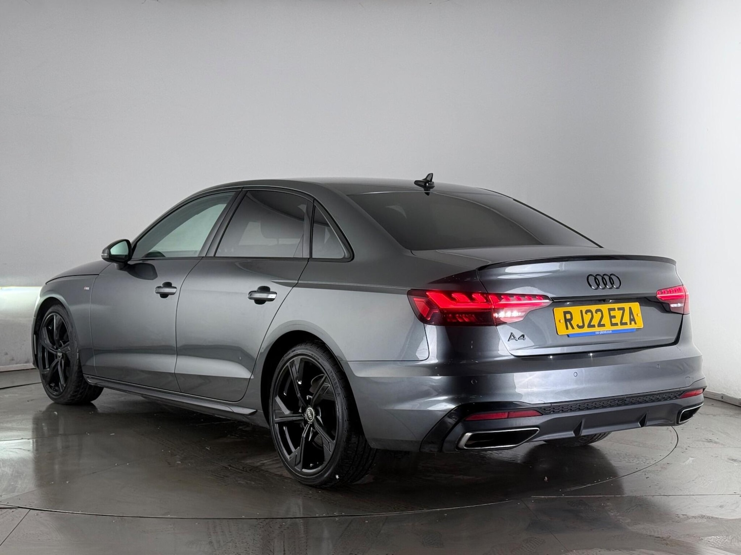 Used Audi A4 2022 for sale - 77412457: Photo 4