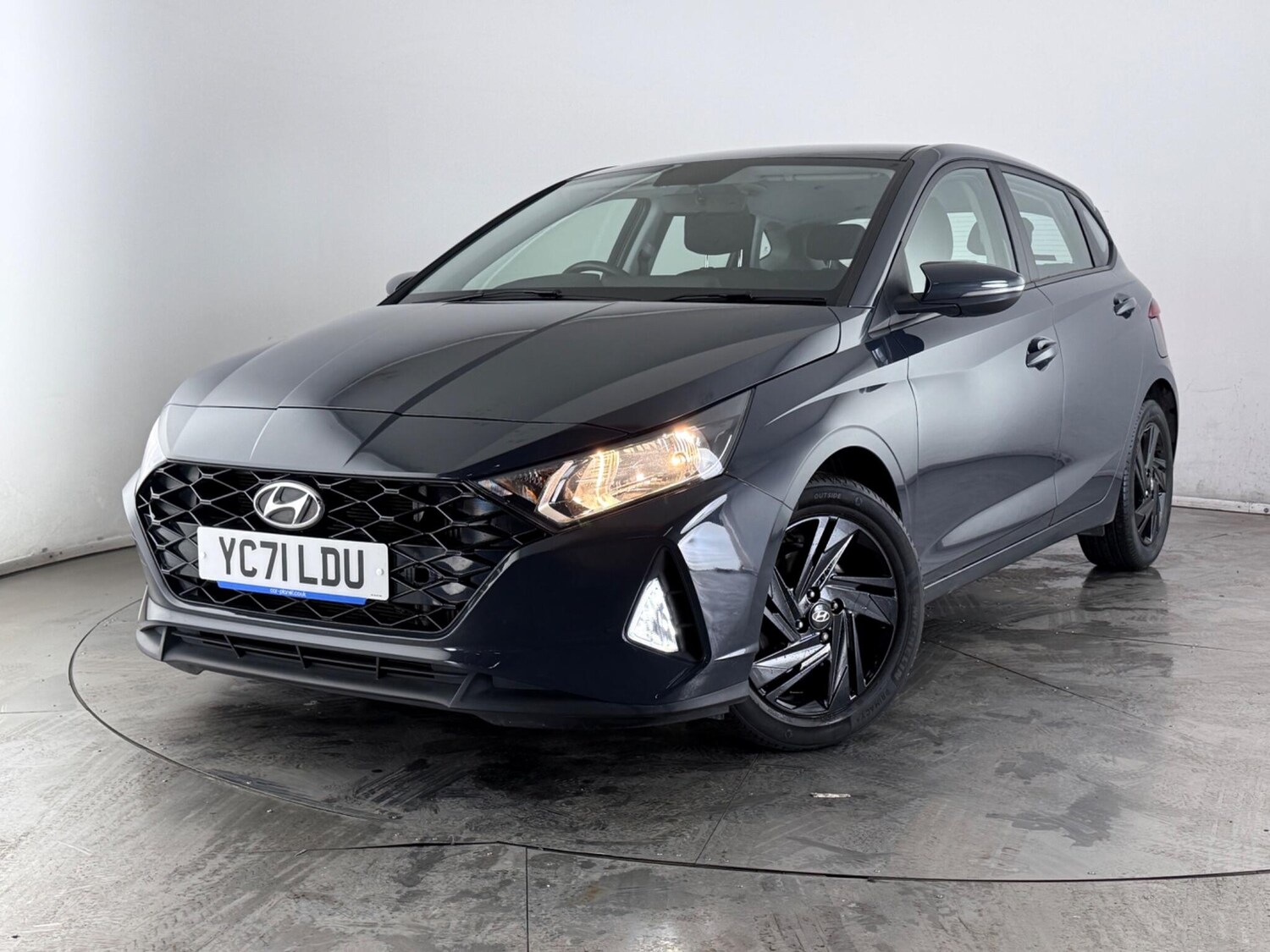 Used Hyundai i20 2021 for sale - 77490552: Photo 34