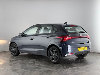 Used Hyundai i20 2021 for sale - 77490552: Photo