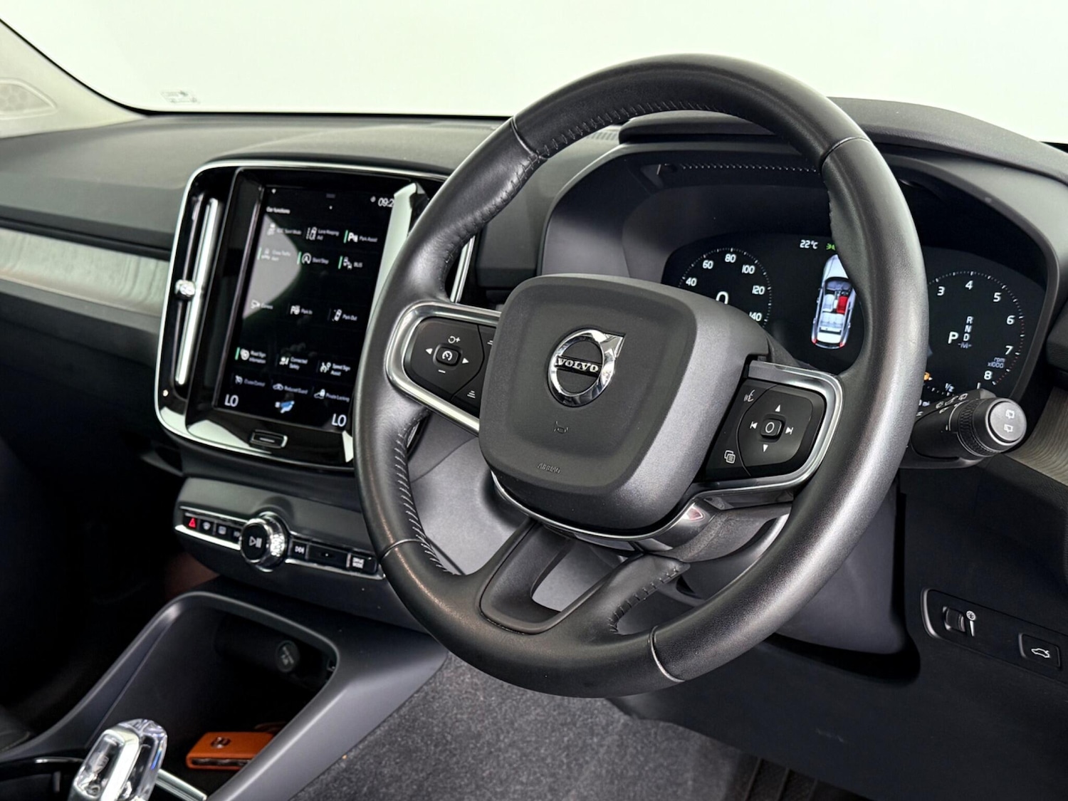 Used Volvo XC40 2021 for sale - 77216569: Photo 24