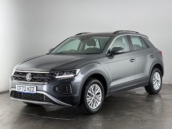 Used Volkswagen T-Roc 2022 for sale - 77371790: Photo