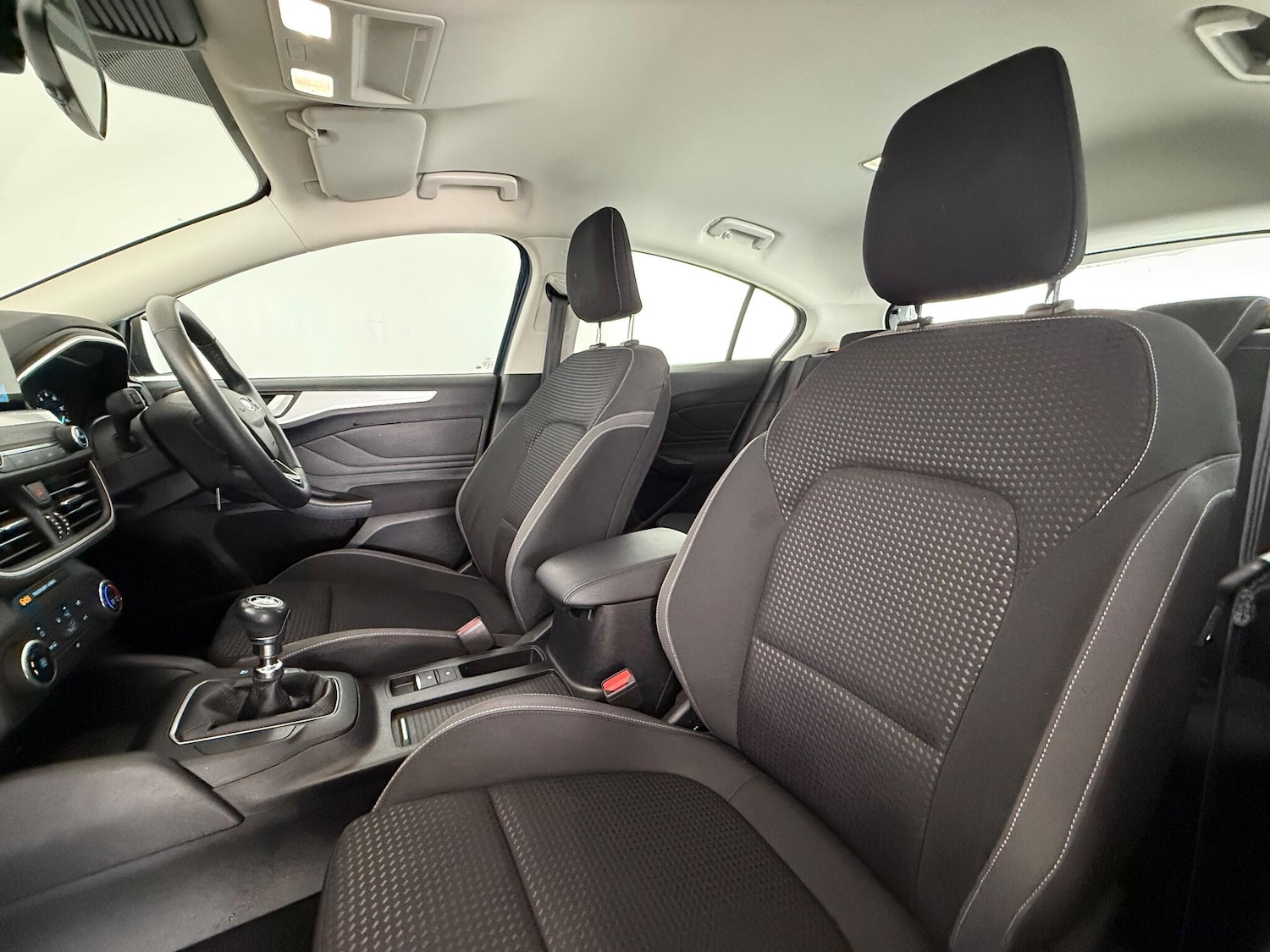 Used Ford Focus 2020 for sale - 76468072: Photo 15