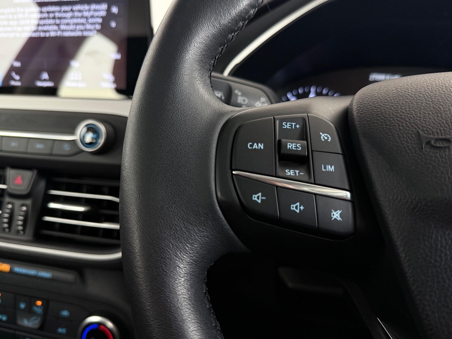 Used Ford Focus 2020 for sale - 76468072: Photo 23