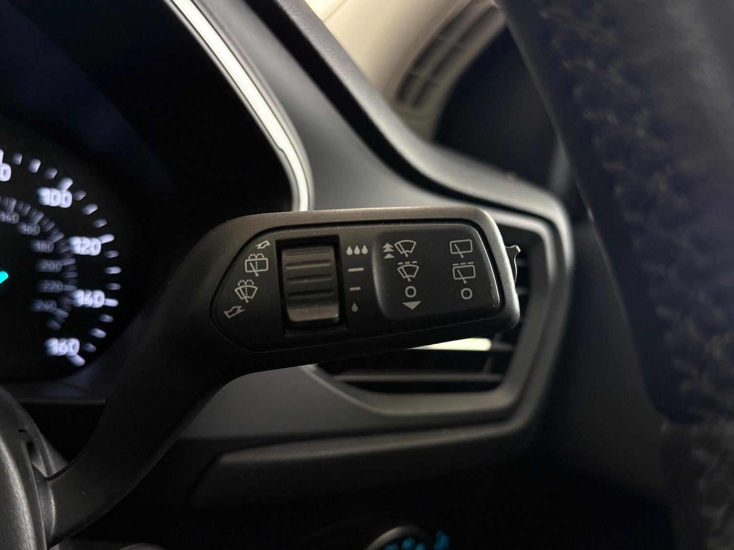 Used Ford Focus 2020 for sale - 76468072: Photo 26