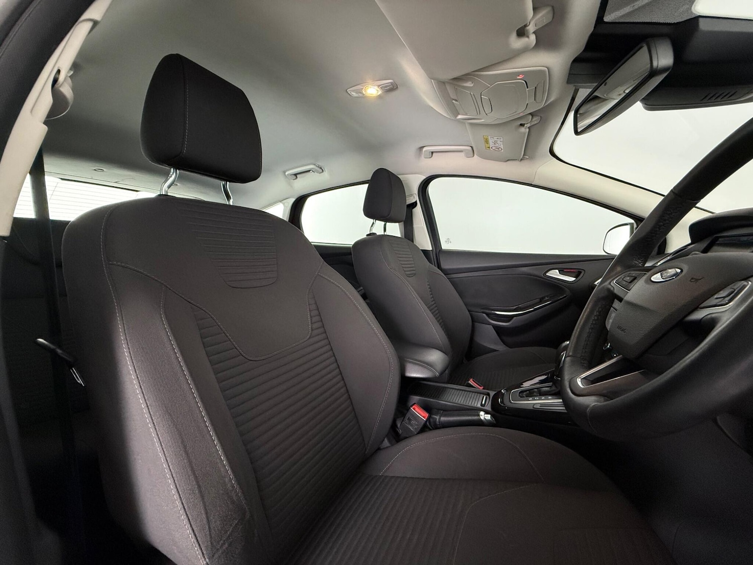 Used Ford Focus 2016 for sale - 77461060: Photo 12