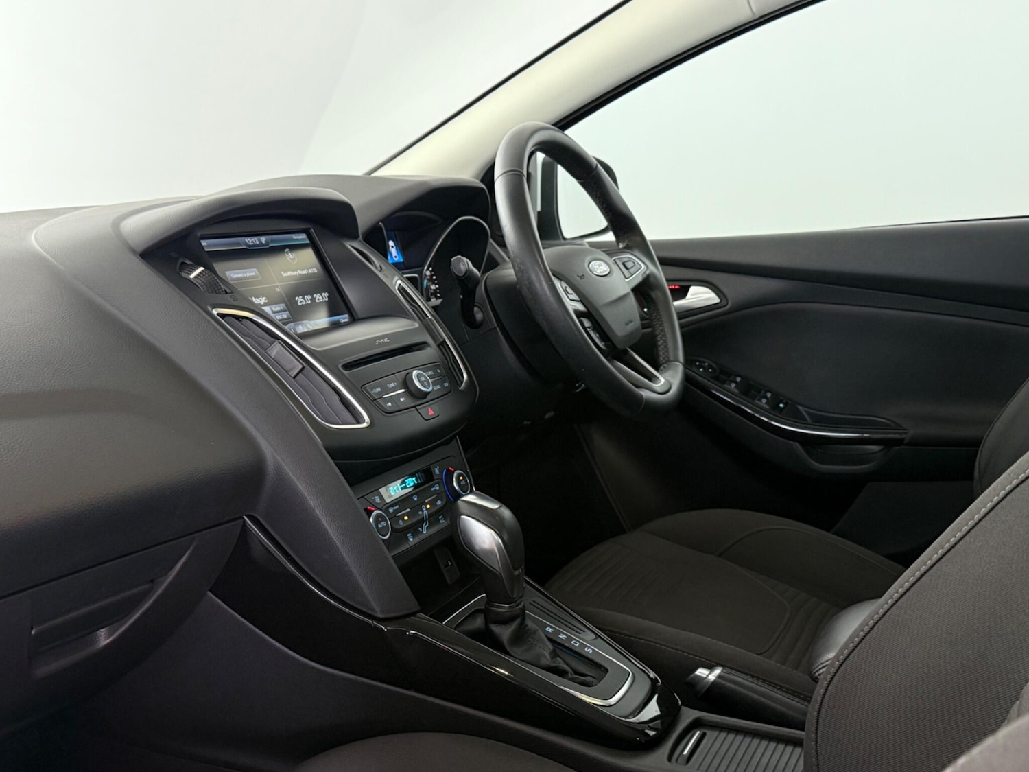 Used Ford Focus 2016 for sale - 77461060: Photo 13