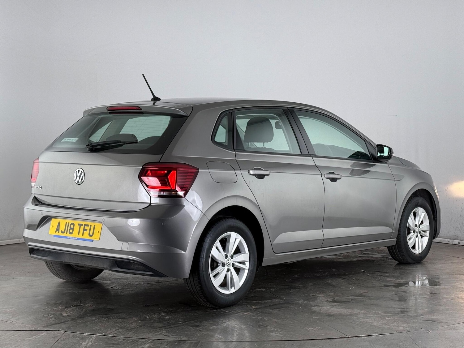 Used Volkswagen Polo 2018 for sale - 77543475: Photo 4