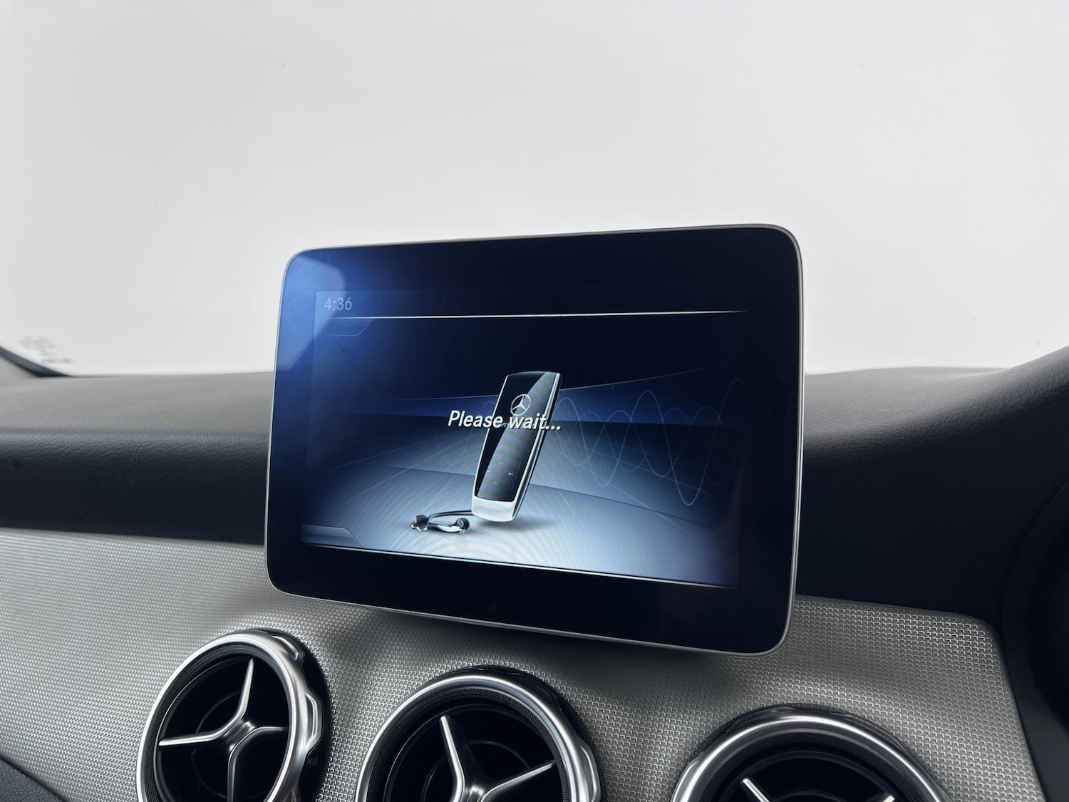 Used Mercedes-Benz GLA 2018 for sale - 76468347: Photo 36