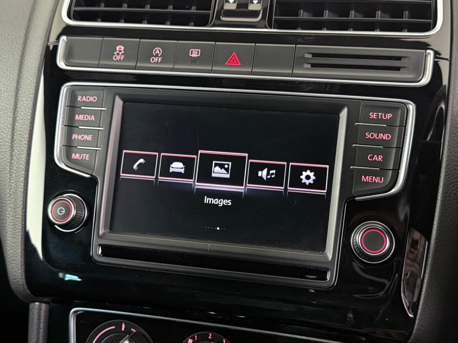 Used Volkswagen Polo 2016 for sale - 77769878: Photo 22