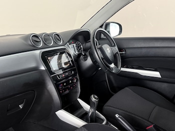Used Suzuki Vitara 2015 for sale - 79590852: Photo