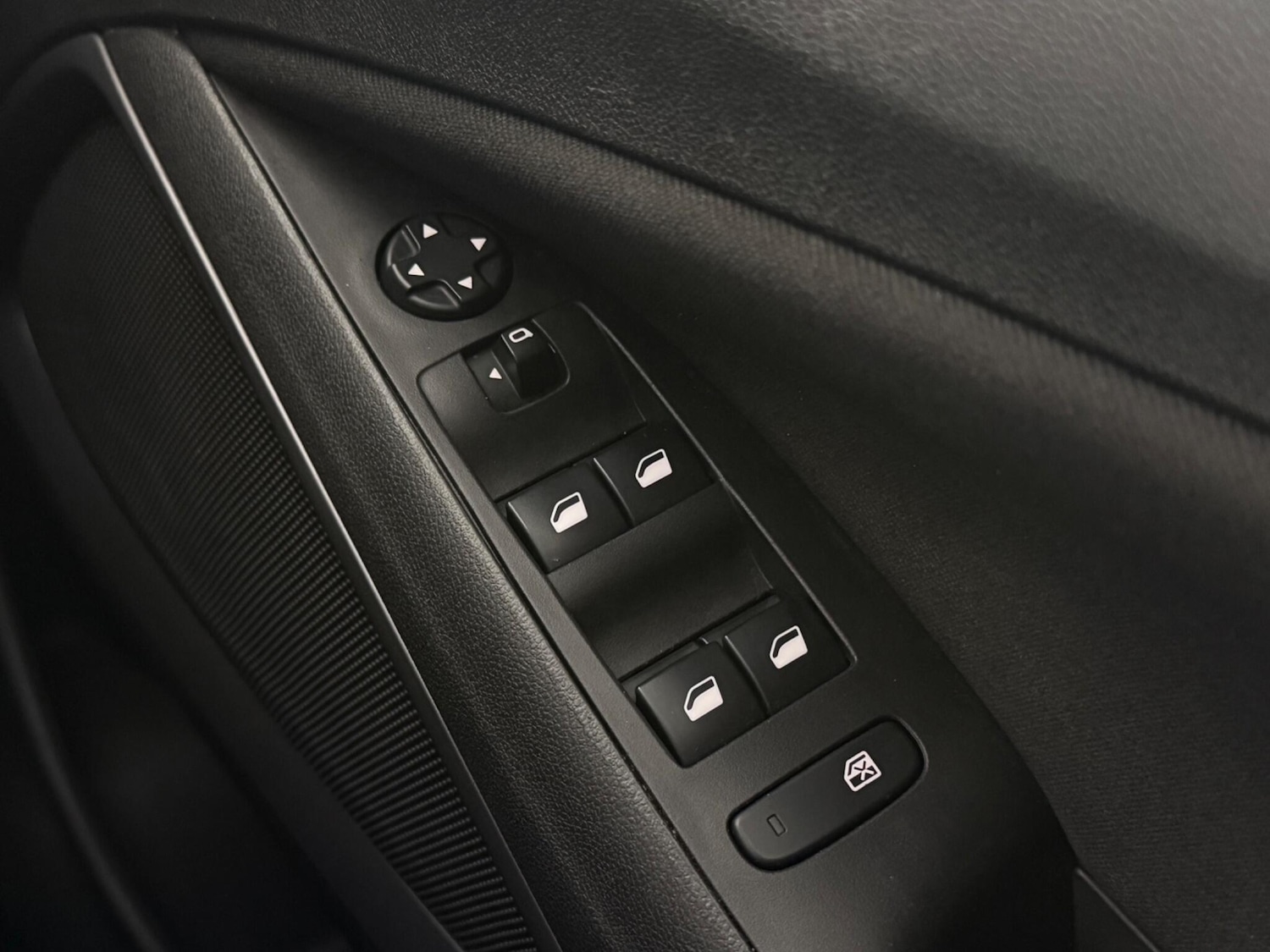 Used Vauxhall Crossland 2022 for sale - 77640051: Photo 21