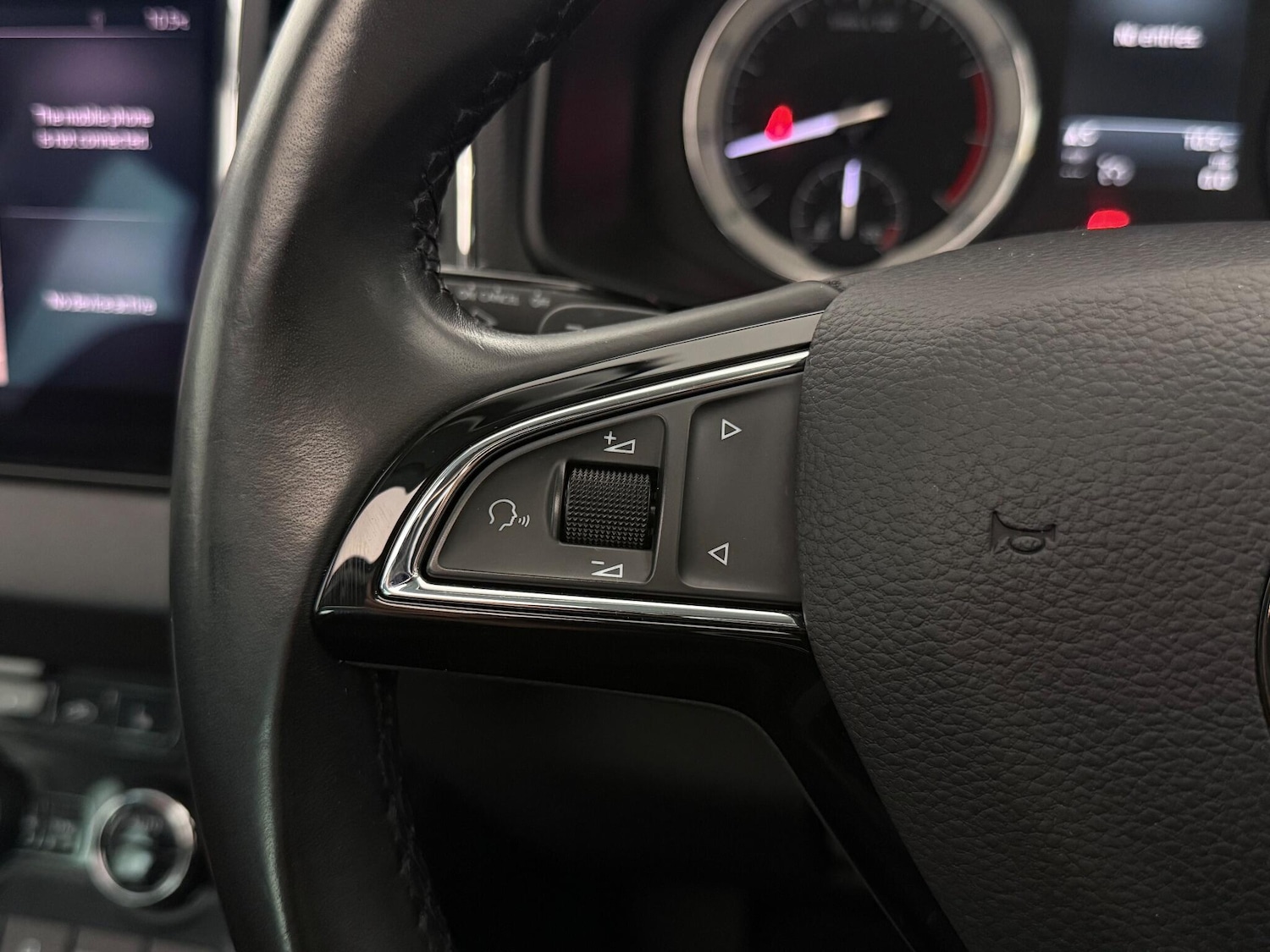 Used Skoda Karoq 2018 for sale - 77222523: Photo 19