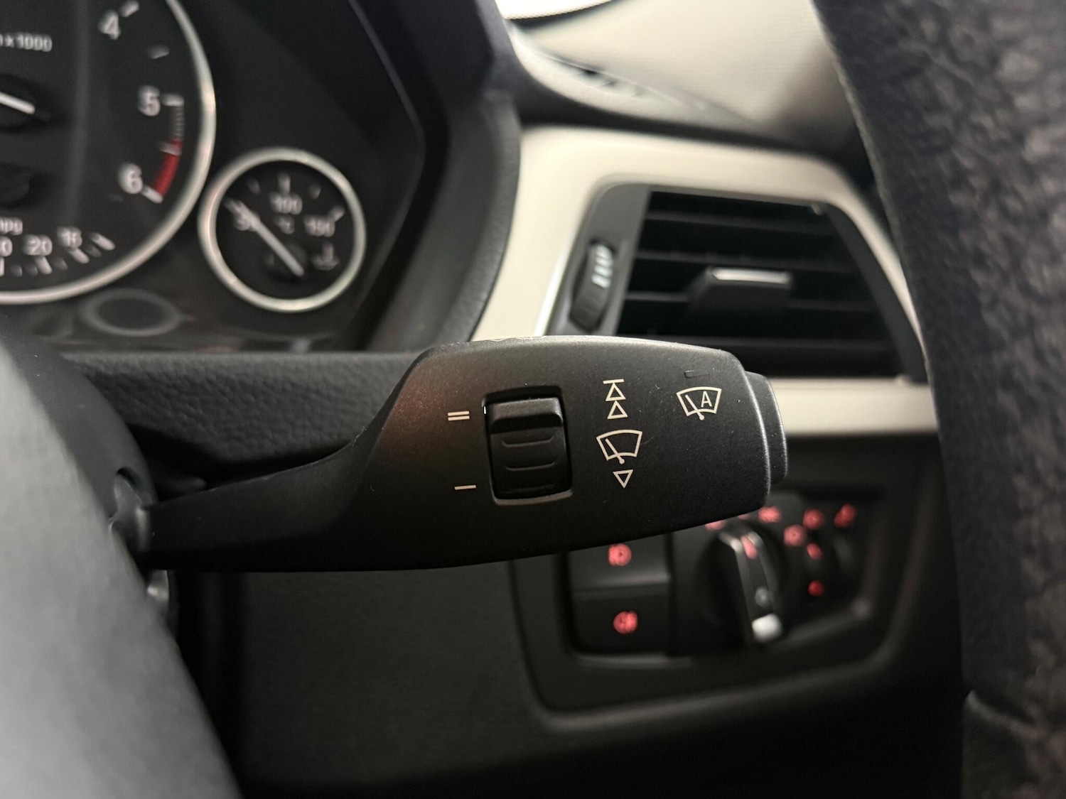 Used BMW 3 Series 2015 for sale - 77260027: Photo 19