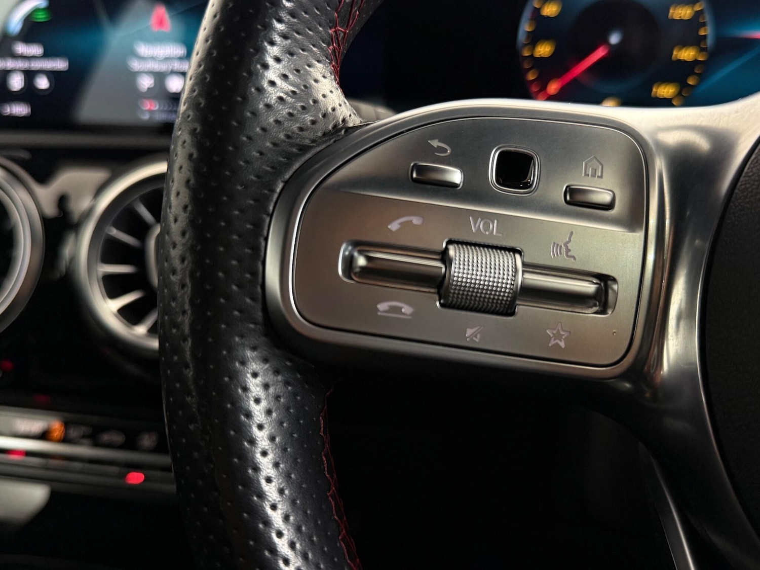 Used Mercedes-Benz A-Class 2020 for sale - 77246312: Photo 17