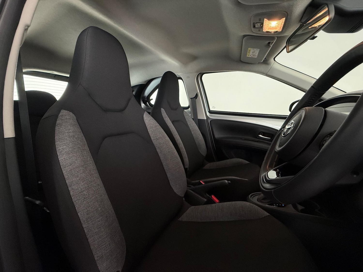 Used Toyota Aygo X 2022 for sale - 77497644: Photo 10