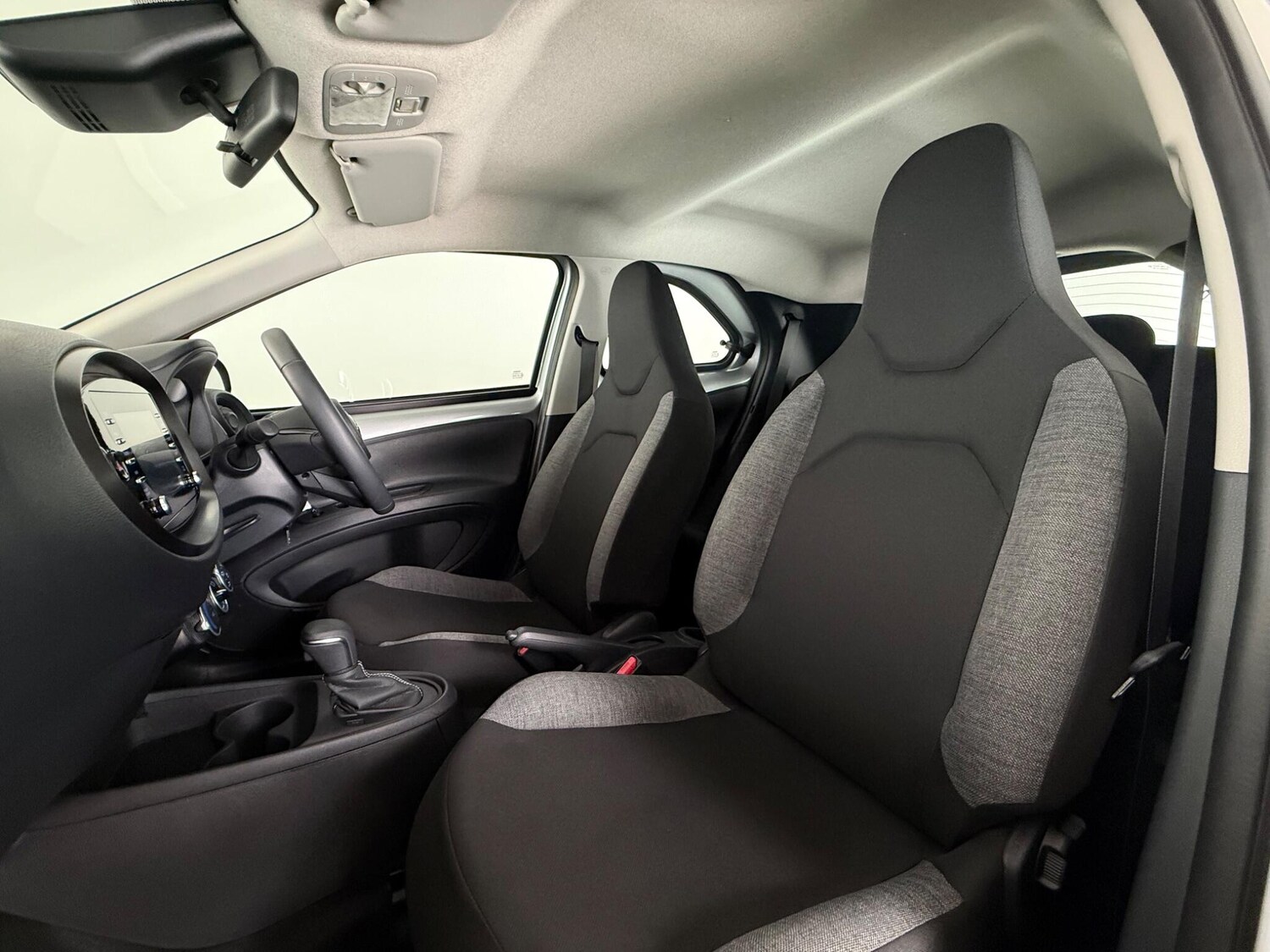 Used Toyota Aygo X 2022 for sale - 77497644: Photo 11