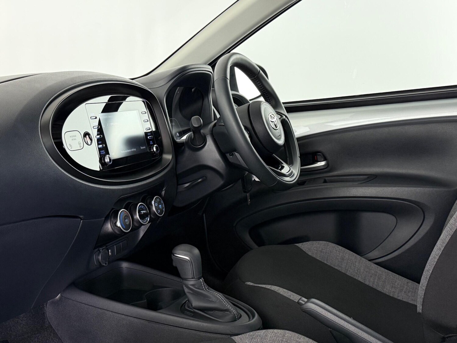 Used Toyota Aygo X 2022 for sale - 77497644: Photo 14