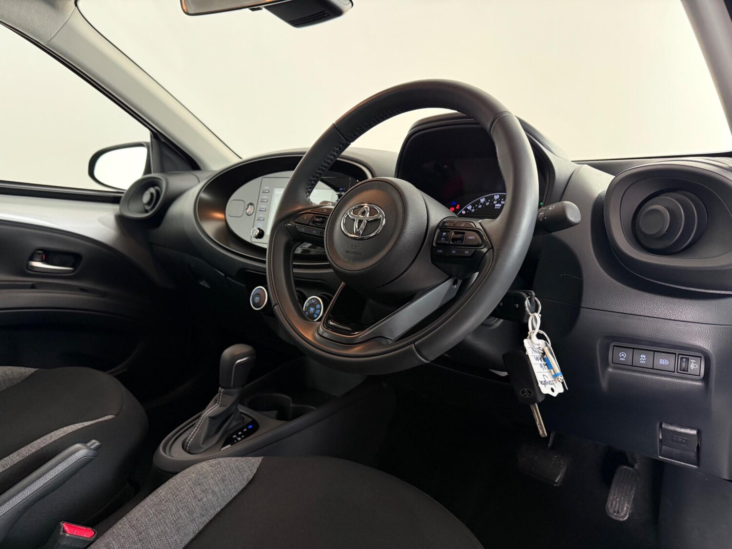 Used Toyota Aygo X 2022 for sale - 77497644: Photo 15
