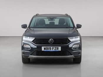 Used Volkswagen T-Roc 2019 for sale - 79602408: Photo