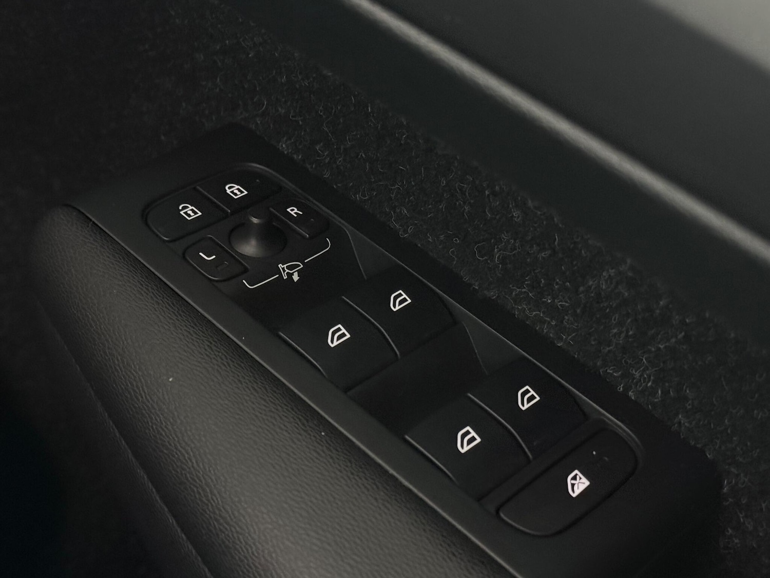 Used Volvo XC40 2019 for sale - 76468799: Photo 23