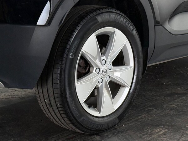 Used Volvo XC40 2022 for sale - 76286129: Photo 11